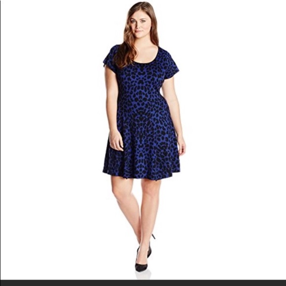 Dresses & Skirts - Jessica Simpson Magdala animal print jersey dress
